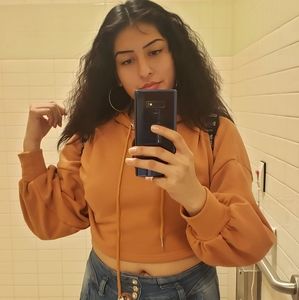 Meet your Posher, Sabrina